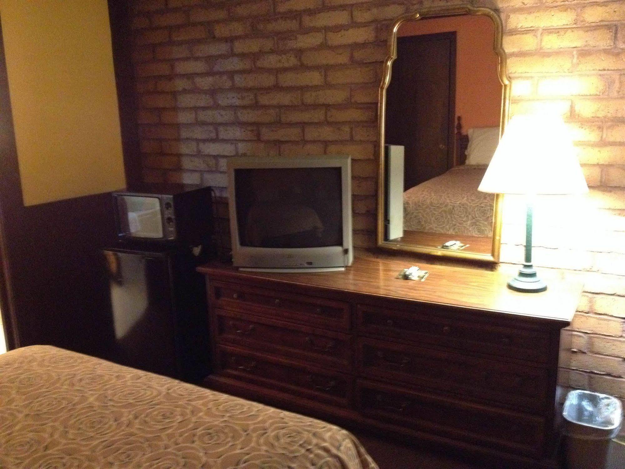 Red Roof Inn Monroe Extérieur photo